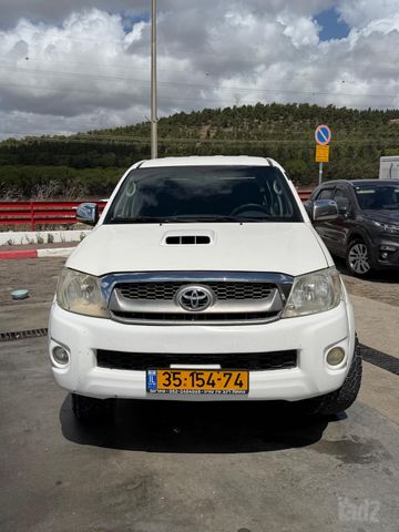 טויוטה היילקס