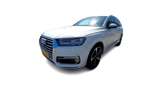 מודעת רכב אאודי Q7