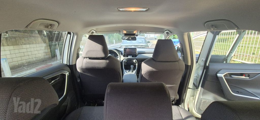 טויוטה RAV4