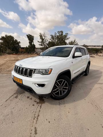 ג'יפ גרנד צ'ירוקי