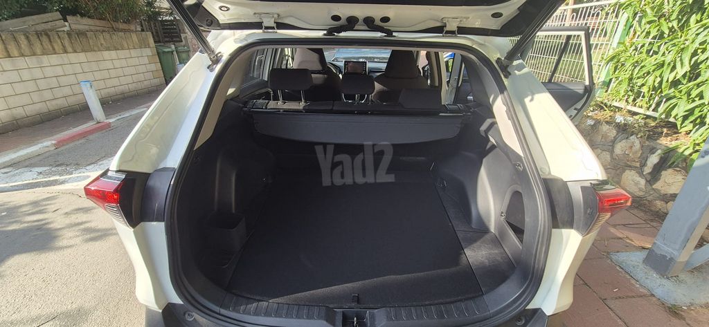 טויוטה RAV4