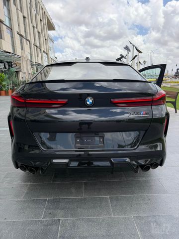 ב מ וו X6 M