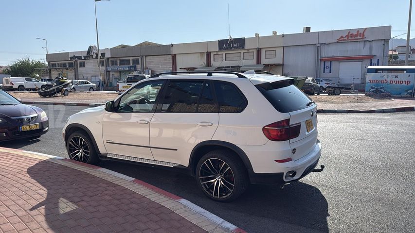 ב מ וו X5