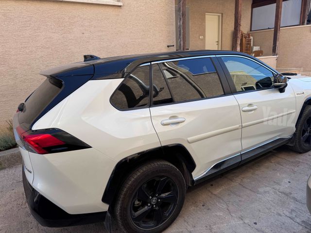 טויוטה RAV4