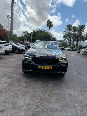 ב מ וו X6