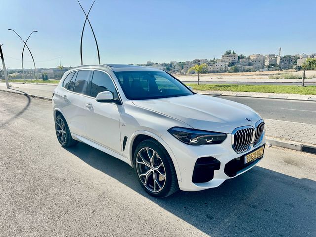 ב מ וו X5