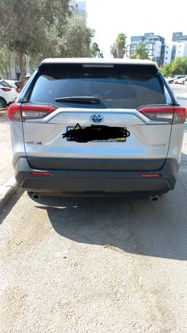 טויוטה RAV4