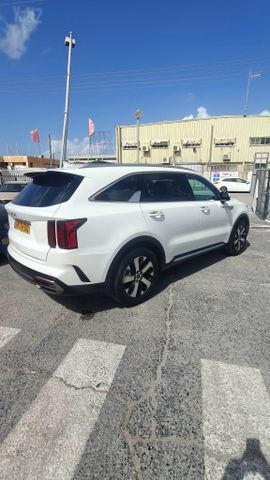 קיה סורנטו