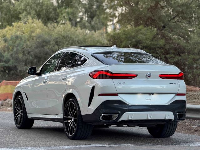 ב מ וו X6