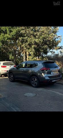 מודעת רכב ניסאן אקס טרייל
