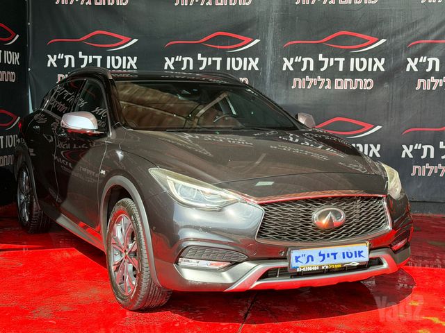 אינפיניטי QX30