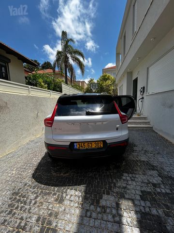 וולוו XC40