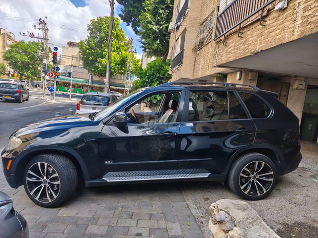 ב מ וו X5