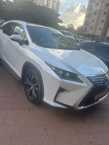 לקסוס RX