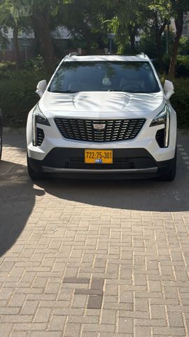 קאדילק XT4