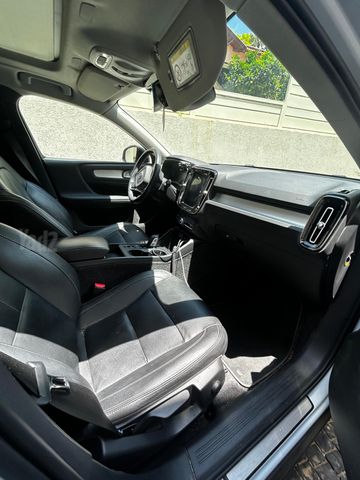 וולוו XC40