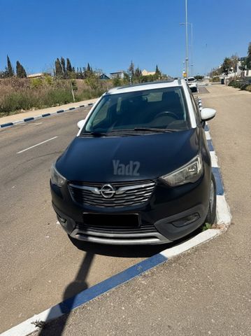 אופל קרוסלנד X