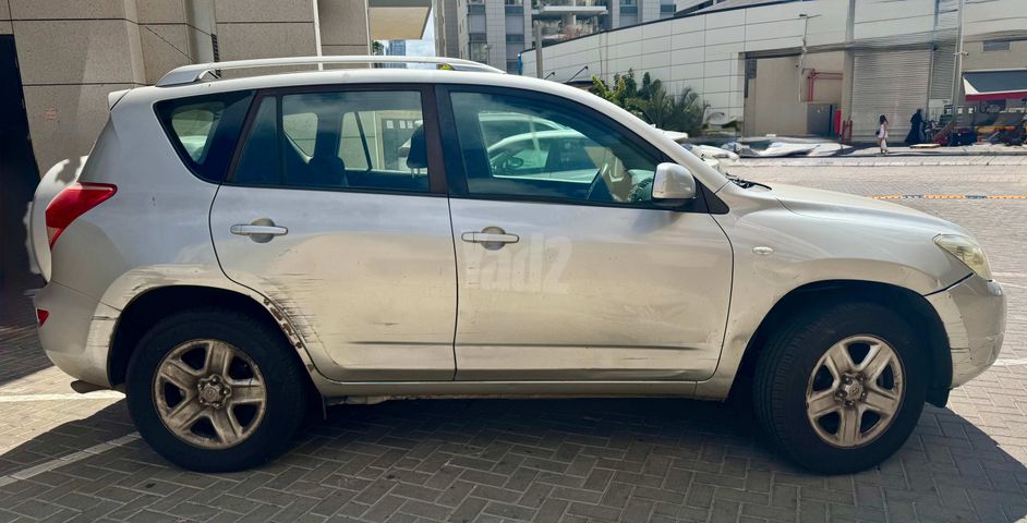 טויוטה RAV4