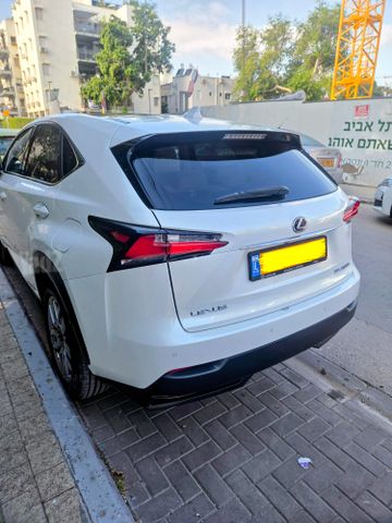 לקסוס NX