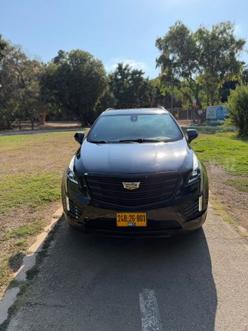 קאדילק XT5