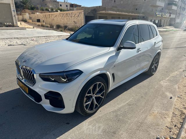 ב מ וו X5