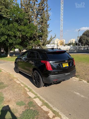 קאדילק XT5