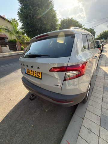 מודעת רכב סקודה קארוק