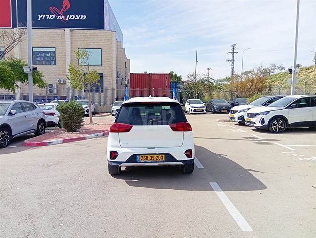 קיה נירו פלוס