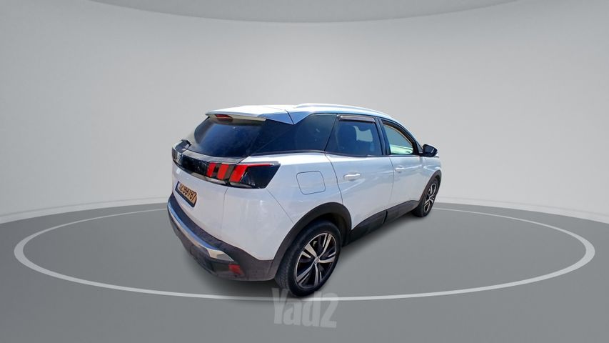 פיג'ו 3008