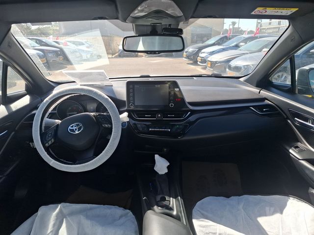 טויוטה C-HR