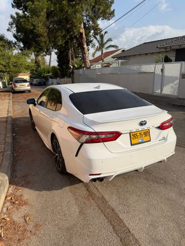 טויוטה קאמרי