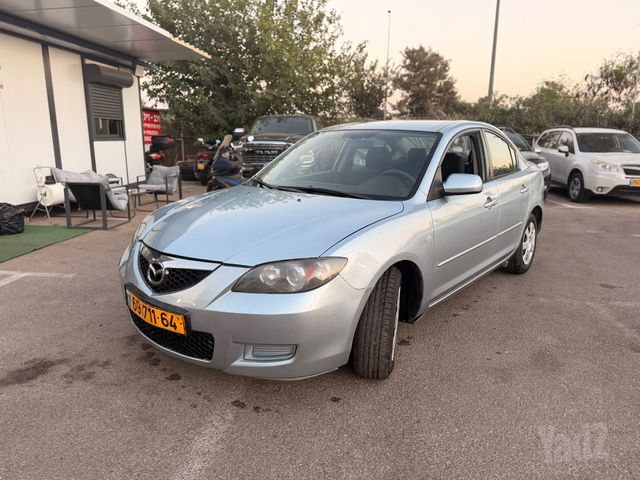 מאזדה 3