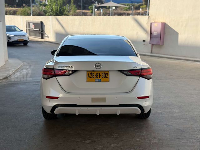 ניסאן סנטרה