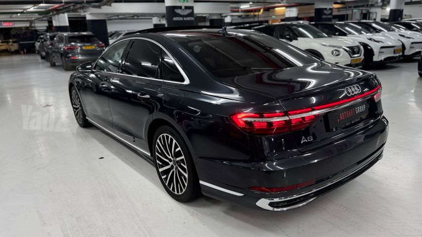 אאודי A8