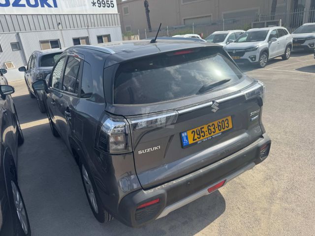 סוזוקי S-Cross