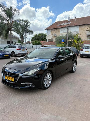 מודעת רכב מאזדה 3