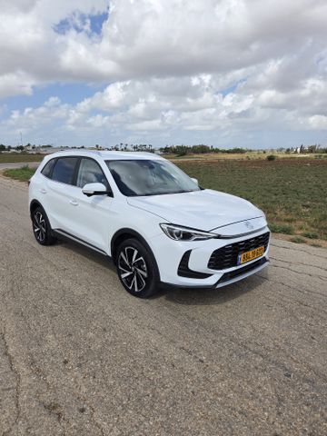 אם ג'י ZS