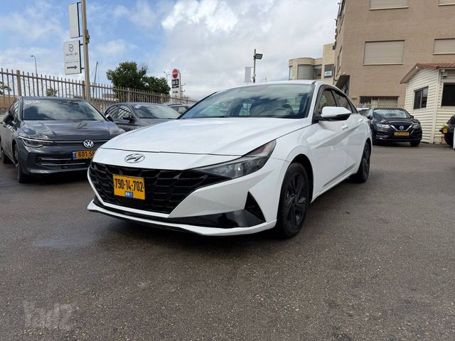 יונדאי אלנטרה