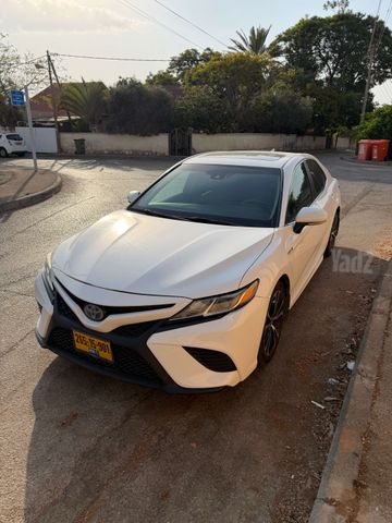 מודעת רכב טויוטה קאמרי