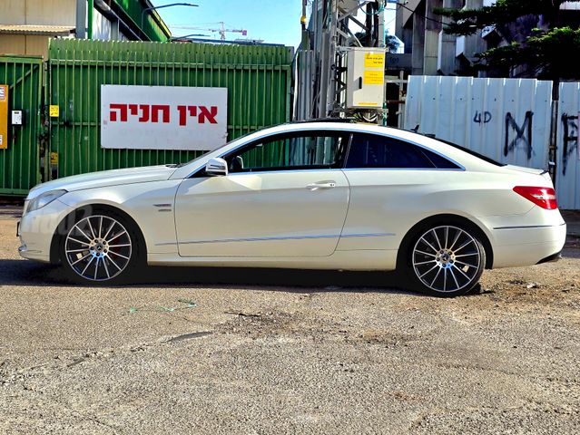 מרצדס-בנץ E-class