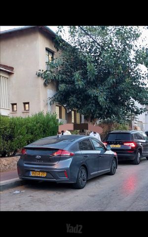 יונדאי איוניק