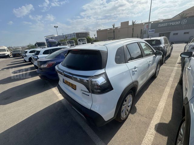 סוזוקי S-Cross