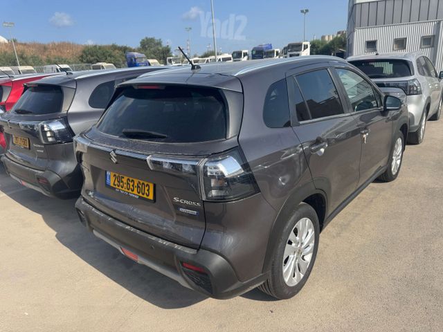 סוזוקי S-Cross