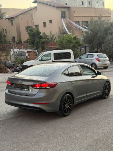 יונדאי אלנטרה