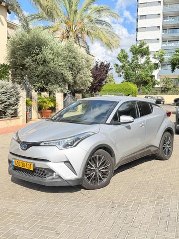 טויוטה C-HR