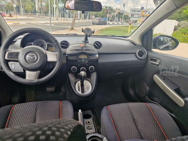 מאזדה 2