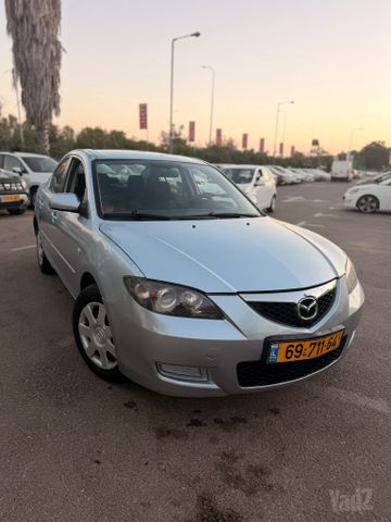 מודעת רכב מאזדה 3