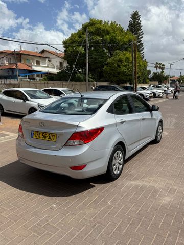 יונדאי אקסנט i25