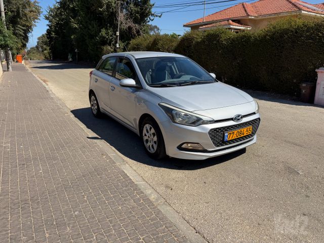 יונדאי i20