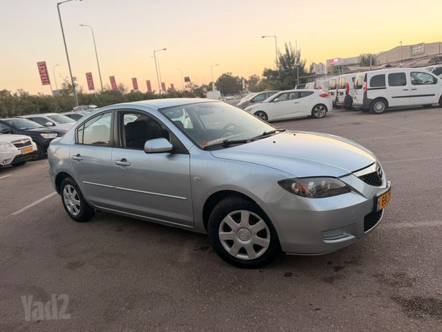מאזדה 3